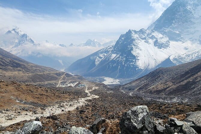Everest Base Camp Trek from Kathmandu 12 Days - Day 1: Lukla to Phakding begins gently