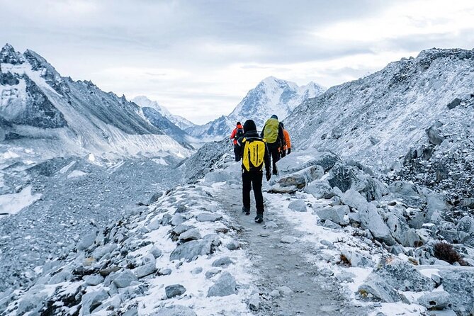 Everest Base Camp Trek with Helicopter Return to Lukla - 10 Days - Gorakshep, Everest Base Camp, and Kala Patthar