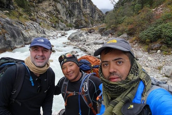 Everest Base Camp Trek With Local Expert Sherpa Guide - Lodges, meals, and the porter system