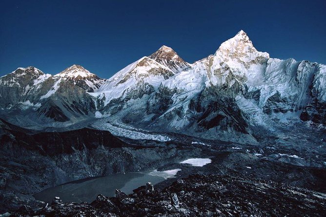 Everest Base Camp Trekking 12 Days - Day 2: Flying into Lukla and starting on foot