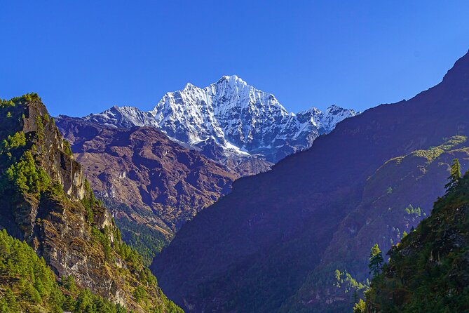 Everest Base Camp Trekking - 13 Day - Day 4: Acclimatizing in Namche Bazaar
