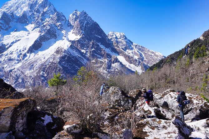 Experience the Thrill of a Lifetime:12-Days Manaslu Circuit trek - Days 5 and 6: Namrung and the approach to Samagaun