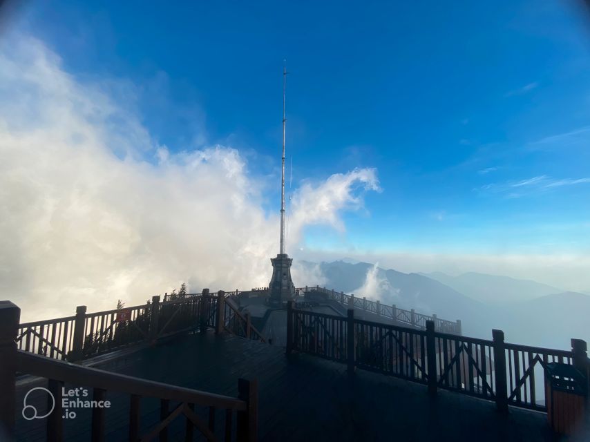 Explore Sa Pa with Overnight Train & Sleeper Bus & Trekking - A night in a three-star Sa Pa hotel