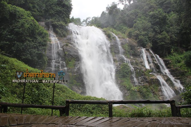 Fantastic! Famous Doi Inthanon National park tour with 2hr trekking - Choosing Between Kew Mae Pan and Pha Dok Siew