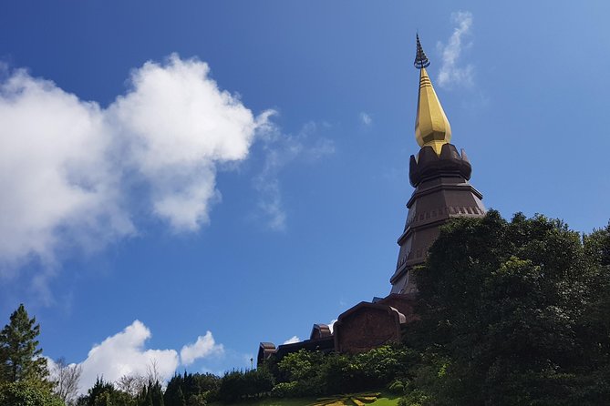 Fantastic! Famous Doi Inthanon National park tour with 2hr trekking - Lunch, Water, and the Practical Details