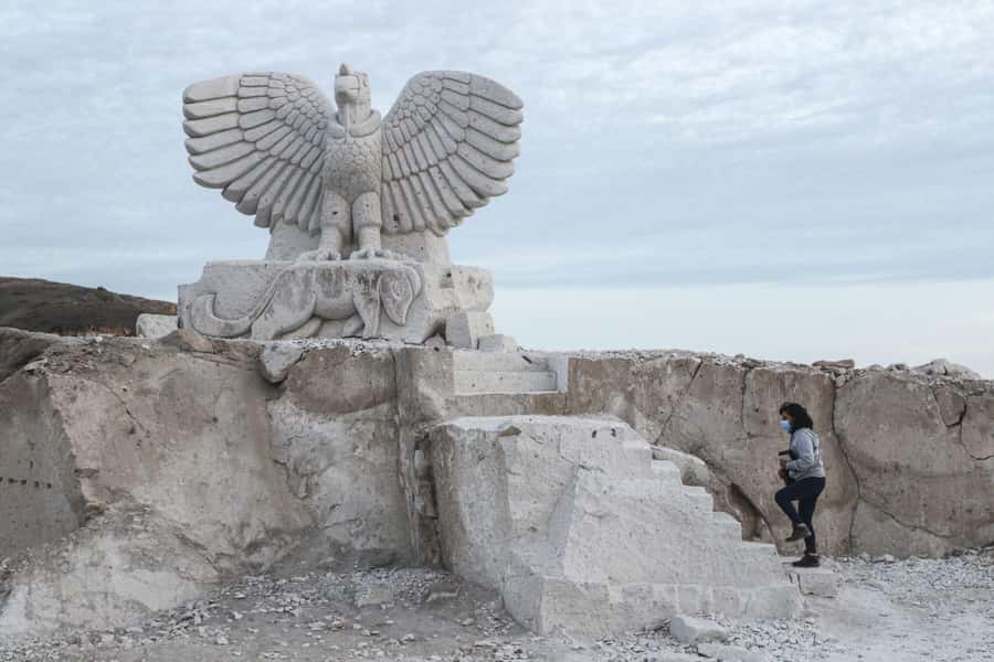 From Arequipa: Sillar Route Trek - Añashuayco, where the stone is still cut