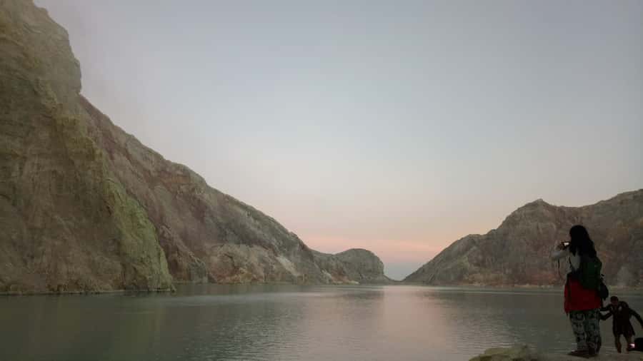 From Bali : The Majestic Mount Ijen Sunrise Trekking - Sunrise Above Kawah Ijen