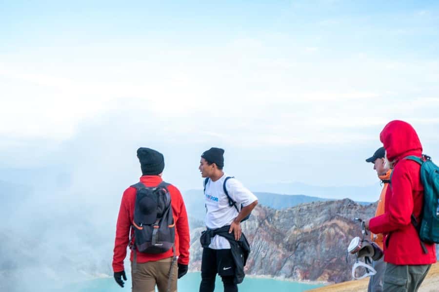 From Banyuwangi: Day Trip to Ijen Volcano with Guided Trek - Who should choose this Ijen trip