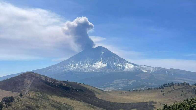 From CDMX: Trekking to Iztaccihuatl Volcano accompanied by a mountaineer - What to wear and pack