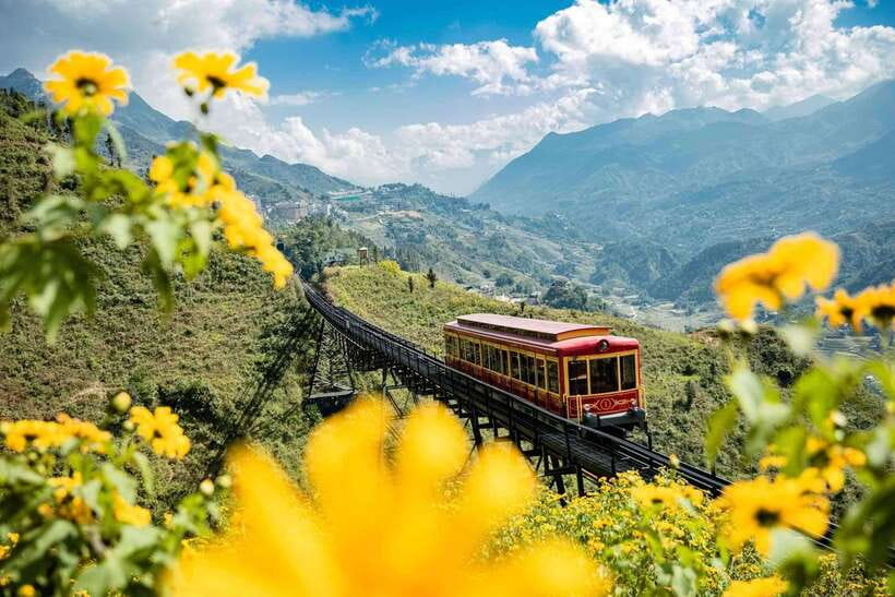 From Hanoi: 2-Day Luxury Sapa Trekking Tour with Homestay - Leaving Hanoi at 9:30 PM