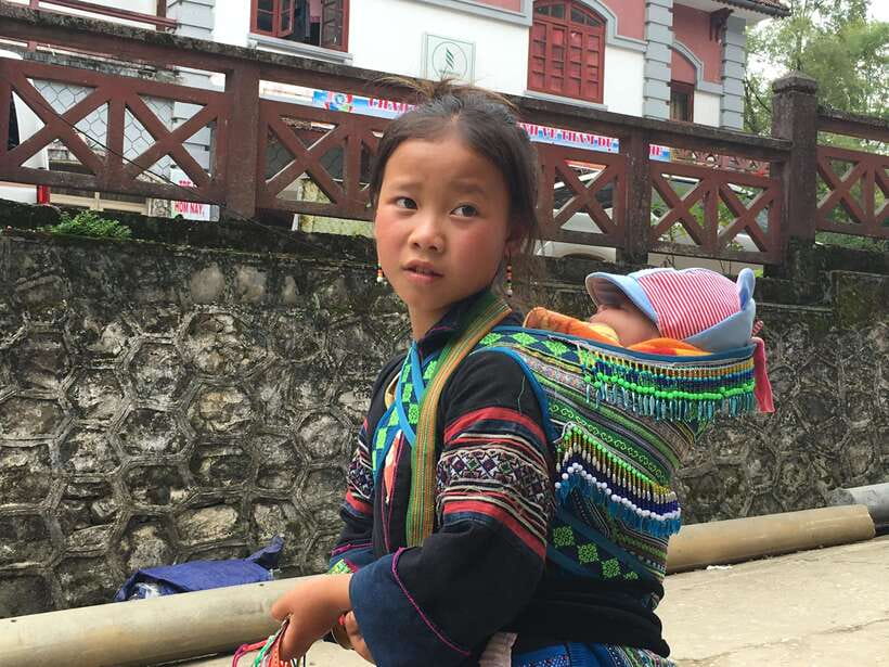 From Hanoi: 2-Day Sapa Trek Tour - Luxury Limousine Transfer - Day two: Lao Chai, Muong Hoa, and Ta Van