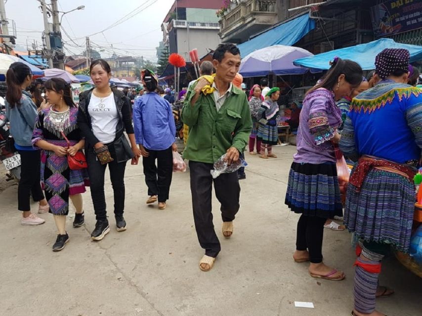 From Hanoi: 2-Day Trekking To Villages In Sapa with Homestay - Muong Hoa Valley and the walk to Lao Chai