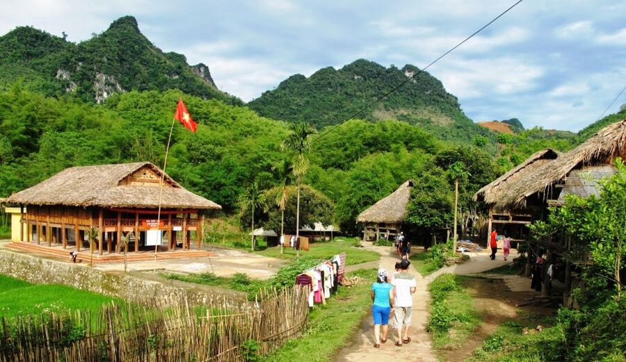 From Hanoi: Mai Chau Valley & Hill Tribes 2-Day Trek Tour - Who will enjoy this Mai Chau trip most