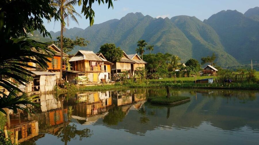 From Hanoi: Mai Chau Valley & Hill Tribes 2-Day Trek Tour - Lunch in a local home