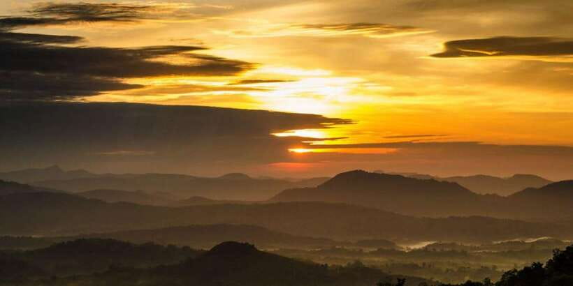 From Kandy: All Inclusive Adams Peak Epic Guided Hike - Why Adam’s Peak works best as a night hike