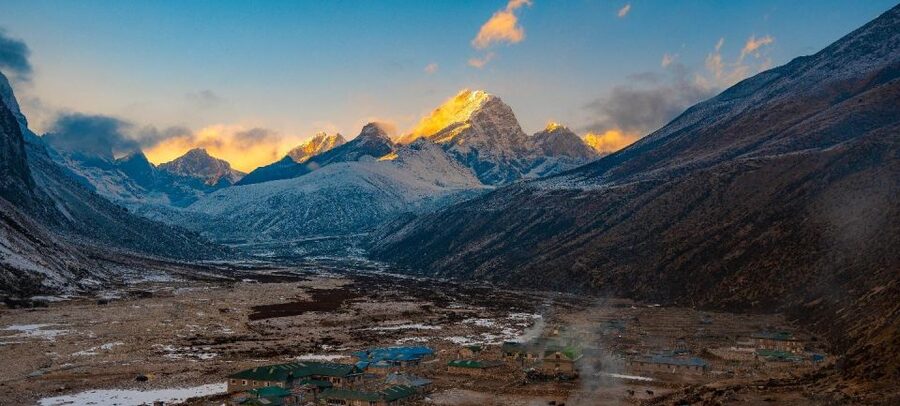 From Kathmandu: 19 Day Everest Base Camp & Kalapathar Trek - Why the Salleri route changes the first few days