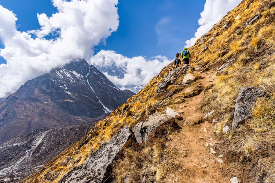 From Kathmandu: 6-Day Langtang Valley Guided Trek - Day 4: Sunrise at Kyanjin Ri, then back to Lama Hotel