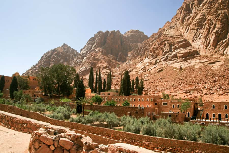 From Sharm: Mount Moses Trekking, Sunrise & Monastery Visit - Returning downhill, then facing the monastery