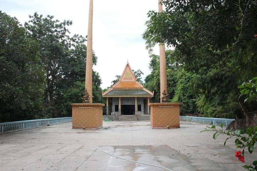 From Siem Reap: Phnom Kulen National Park Trekking Tour - The ride from Siem Reap to the mountain