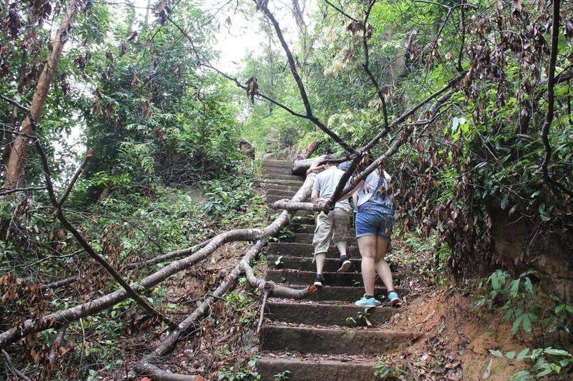 From Siem Reap: Phnom Kulen National Park Trekking Tour - Preah Ang Thom and the 15-meter Buddha