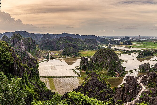 Full Day Tam Coc Private Tour: Biking and Trekking in Mua Cave - Bich Dong Pagoda among the limestone hills