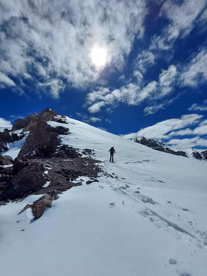 Full-Day Trek to Cerro El Pintor from Santiago - Who should book this trek?