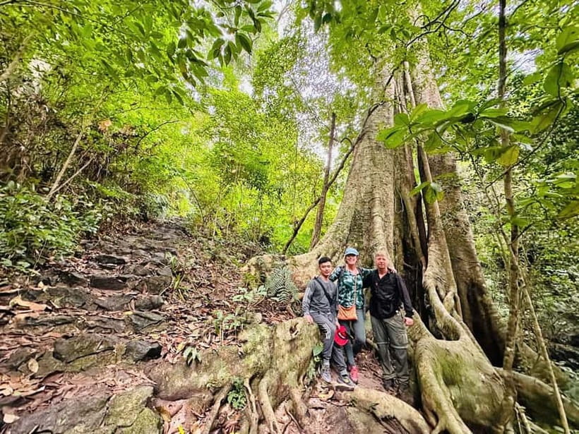 Fullday Trekking in Cat Ba National Park to Viet Hai Village - 7:30 to 8:00, getting to the national park