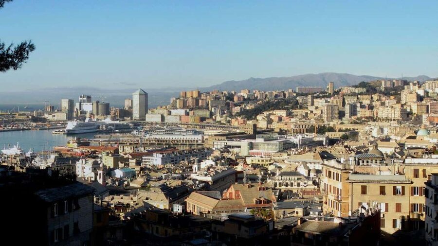 Genoa: Columbus Trail Urban Trekking with Wine & Local Tastings - From San Giacomo della Marina to the Old Port