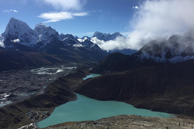 Gokyo Lakes And Renjola Pass Trek - 12 Days - Six lakes and the approach to Gokyo