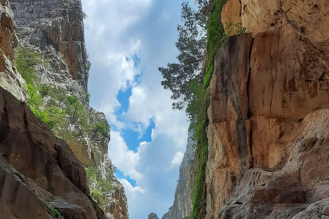 Gorropu canyon guided hike - The 4WD ride from Orosei to the trailhead