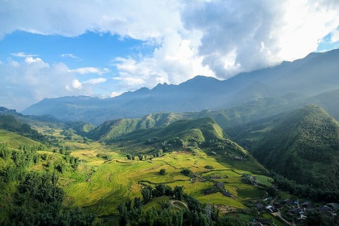 Hanoi: 3-Day Sapa Trek Secret Trails, Waterfall, Stay in Villages - Returning to Hanoi without a rushed goodbye