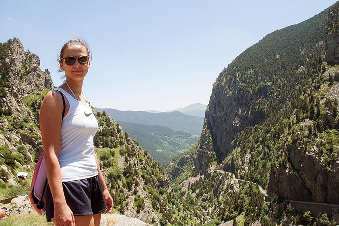 Hiking and Trekking Barcelona - What the guide adds to the day