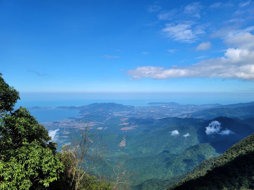 Hue to Da Nang/Hoi An via Bach Ma Trekking - Five Lakes and the first 2 kilometers
