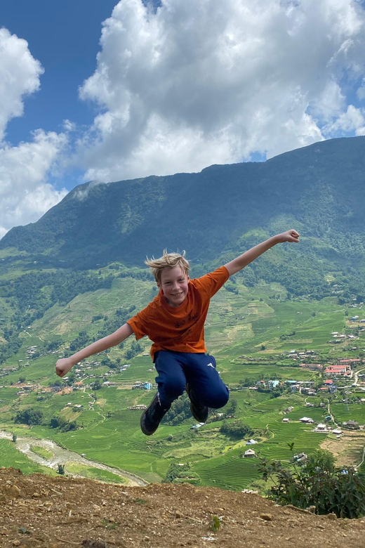 In Sapa: 1 Day Mountain Trek, Visit beautiful villages - Hau Thao offers the cultural heart of the day