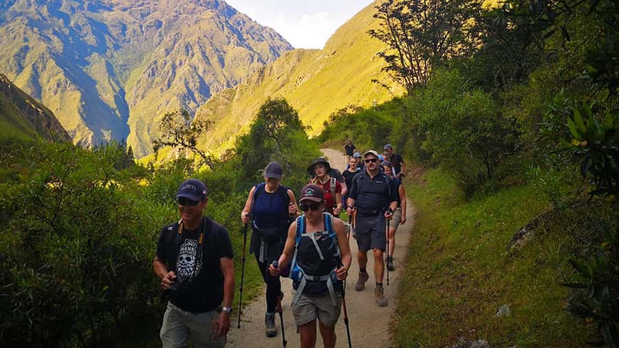 Inka Jungle trek to Machu Picchu 3 D/ 2 N - Returning to Cusco by train or through Hidroeléctrica