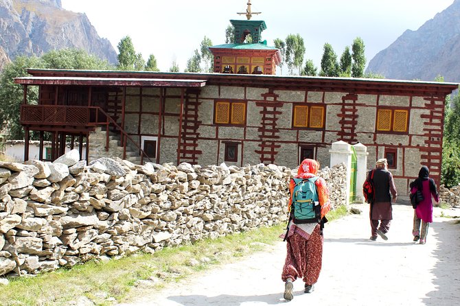 K2 Base Camp & GONDOGORO LA TREK - Askole and the first camps at Jhola and Paiyu