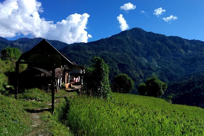 Kanchenjunga South Base Camp Trek - 13 Days - Days 3 and 4: First mountain views and the Kabeli Khola