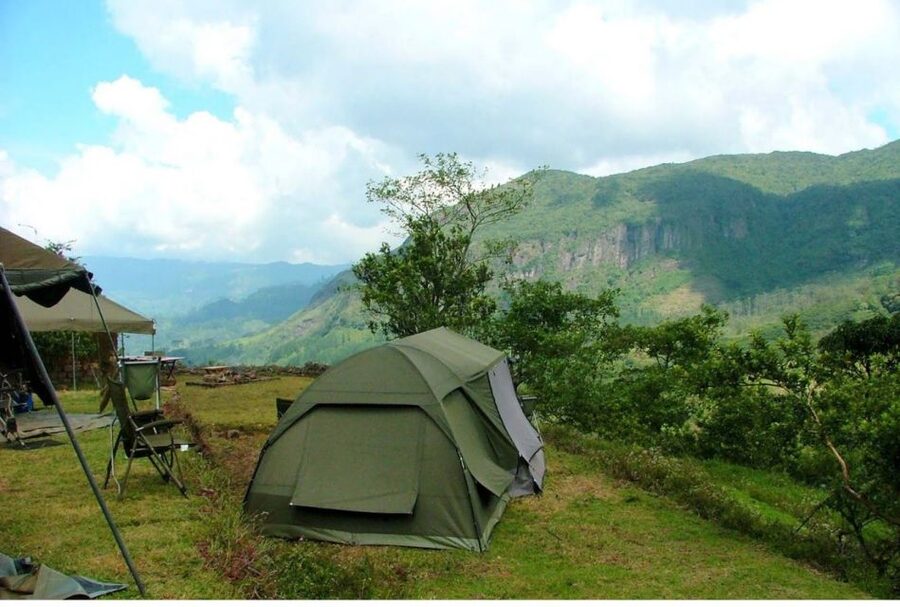 Kandy to Knuckles: Overnight Trekking & Hiking Adventure - Packing for wet mountain conditions