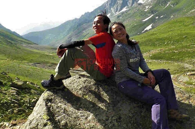 Kashmir Great Lakes Trek - Day 7: Gangabal to Naranag and back to Srinagar