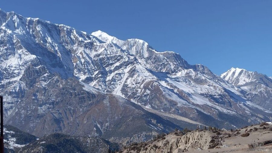 Kathmandu: 11-Day Annapurna Circuit Guided Trek via Tilicho - Day 4: Ngawal to Manang and time to adjust