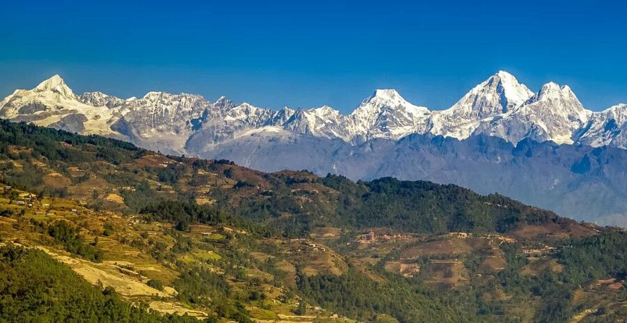 Kathmandu: Chisapani Nagarkot 3-Days 2-Nights Trek - Day two: forest paths and the long climb to Nagarkot