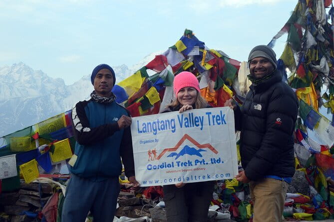 Kathmandu to Langtang Valley 7-Day Trek - Day 2: Waterfalls and forest trails to Lama Hotel
