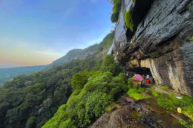 Knuckles Mountain Range: Hidden Waterfall Chain Trek - The main strengths and the fair warnings