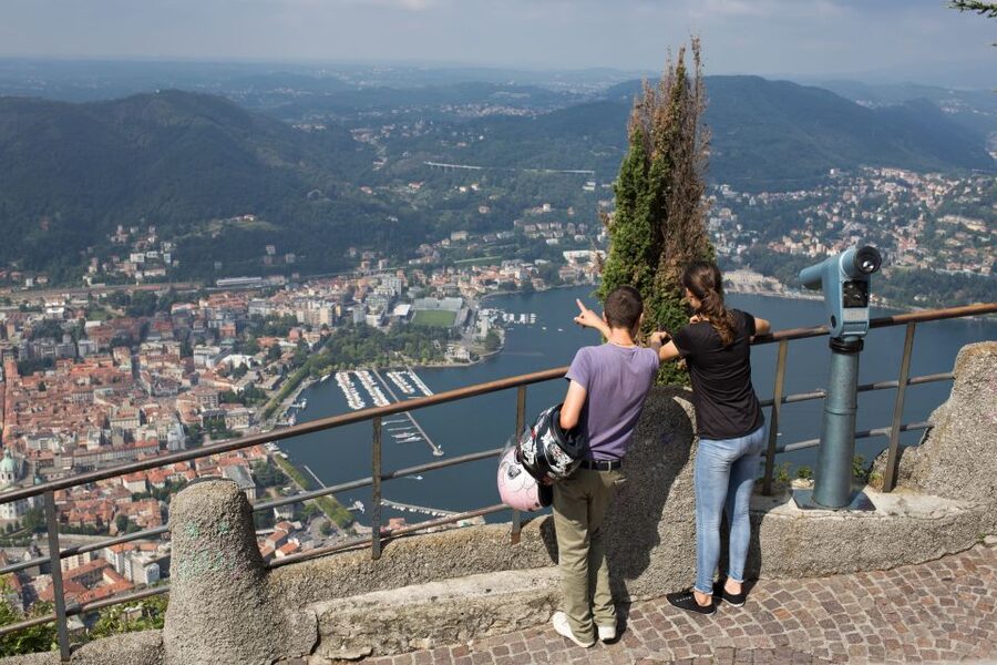 Lake Como: Easy Mountain Trek with Funicular & Boat Ride - Returning across Lake Como by boat