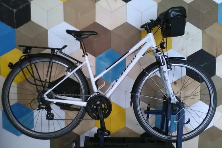 Lecce: Bike Rental (City, Trekking, E-Bikes) - Start beside Lecce’s train station