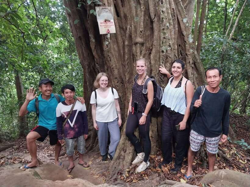 Luang Prabang Trekking LongLao to Kuang si falls full day - The first climb above the valley
