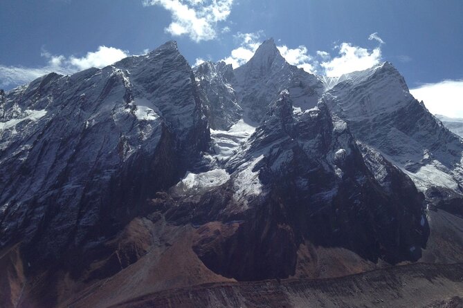 Manaslu Circuit Trek - 12 Days - Jagat to Deng: Gurung villages and the first cultural shift