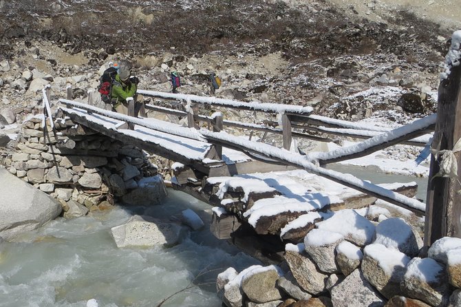 Manaslu Circuit Trek - 13 Days Nepal - Crossing Larkya La at 5,271 meters
