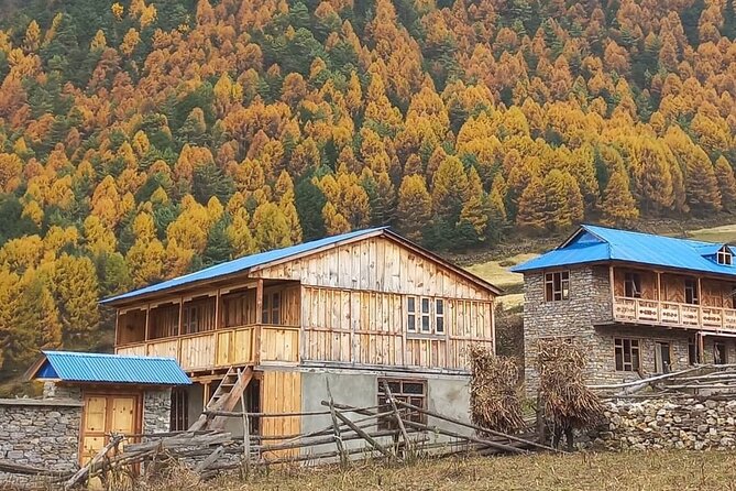 Manaslu Circuit Trek 15 Days. - Machha Khola, Tatopani, and the Buri Gandaki valley