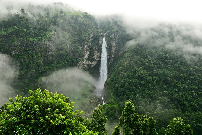 Manaslu Circuit Trek - Untouched trail - Samdo and Dharmashala bring you close to the pass